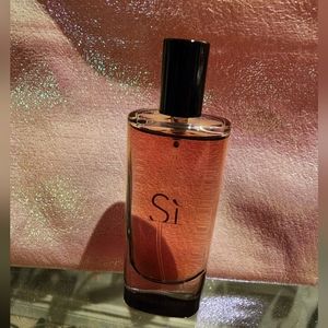 Si Giorgio Armani Intense Women's perfume 15ml